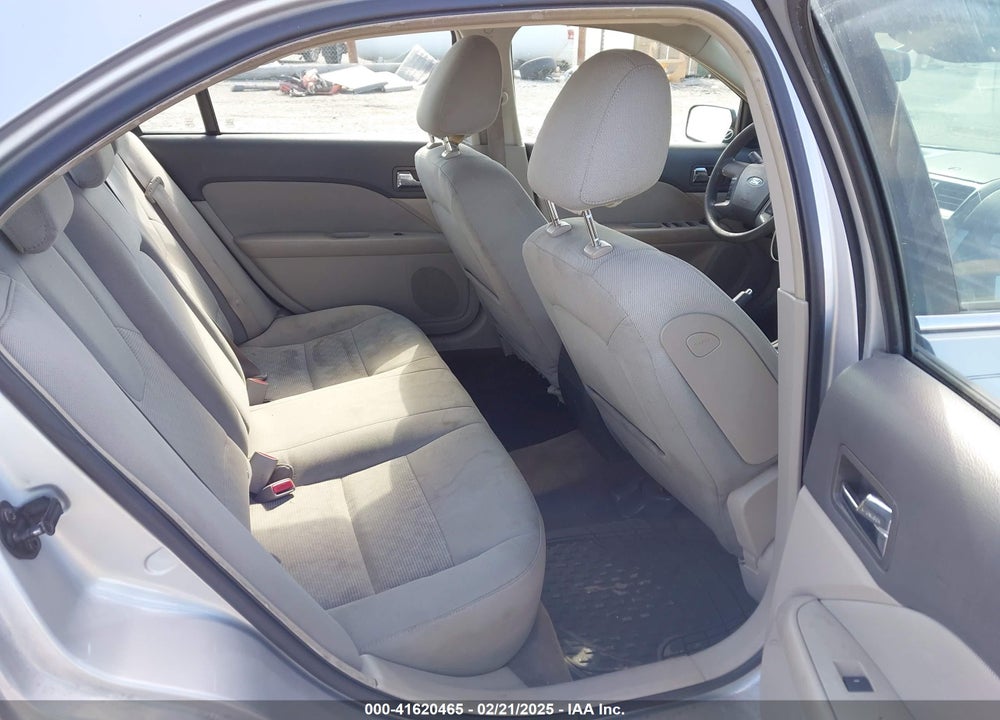 2010 FORD FUSION VIN: 3FAHP0HA1AR157880