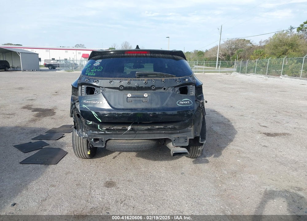 2017 HYUNDAI SANTA FE SPORT 2.4L VIN: 5NMZU3LB9HH011083