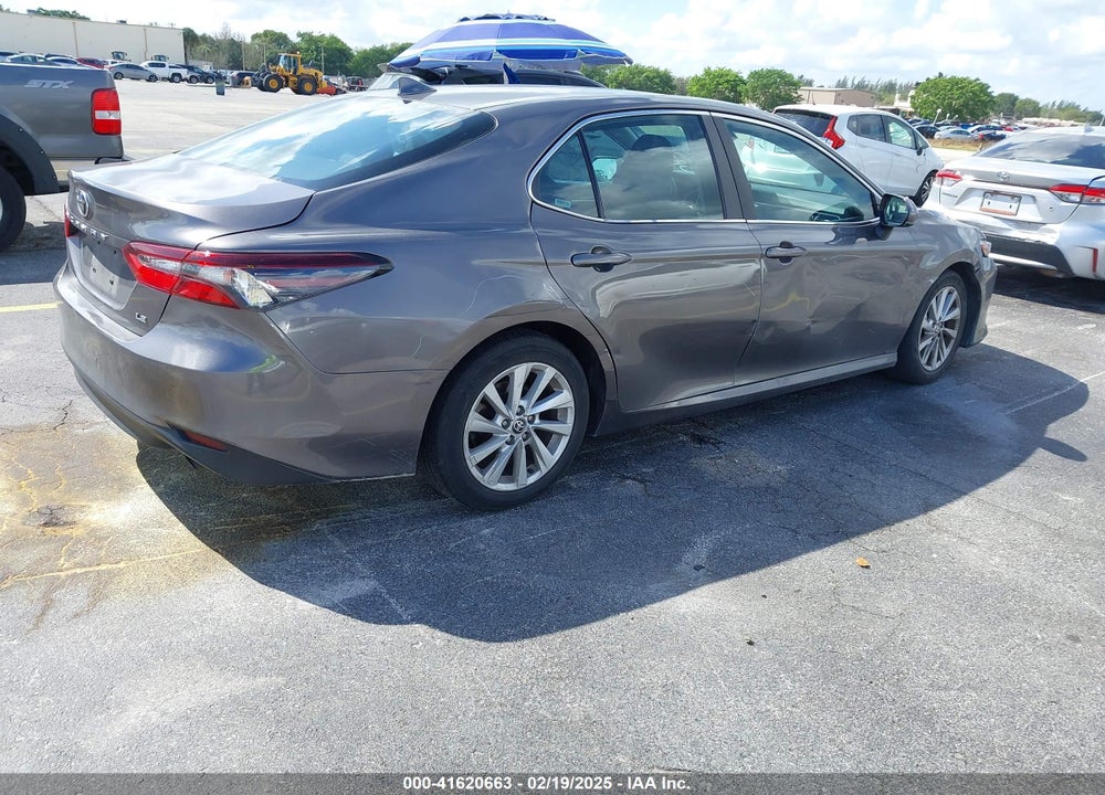 2022 TOYOTA CAMRY VIN: 4T1C11AK4NU636433
