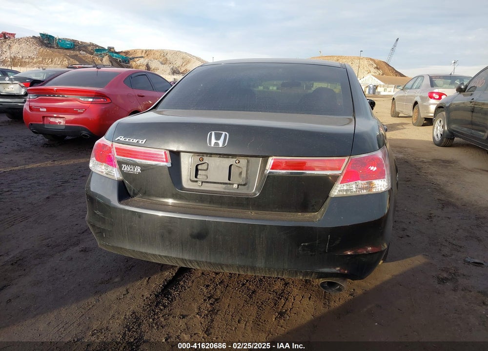 2011 HONDA ACCORD VIN: 1HGCP2F73BA079011