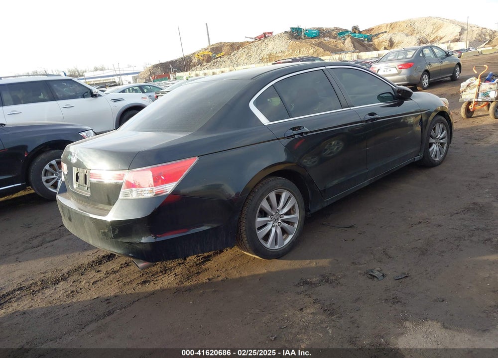 2011 HONDA ACCORD VIN: 1HGCP2F73BA079011