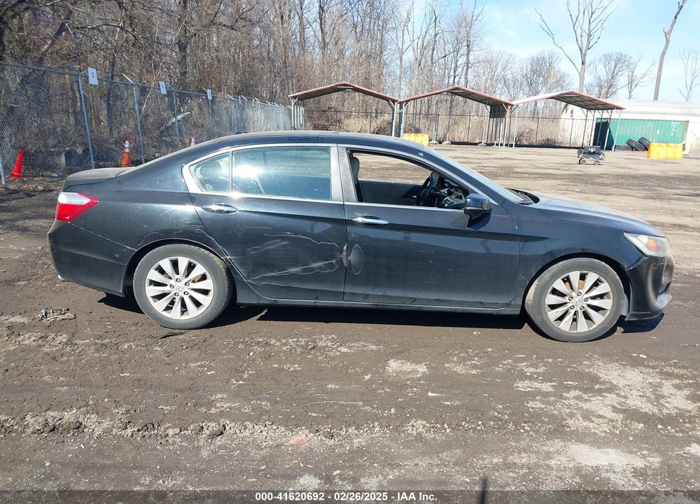 2014 HONDA ACCORD VIN: 1HGCR2F82EA095952