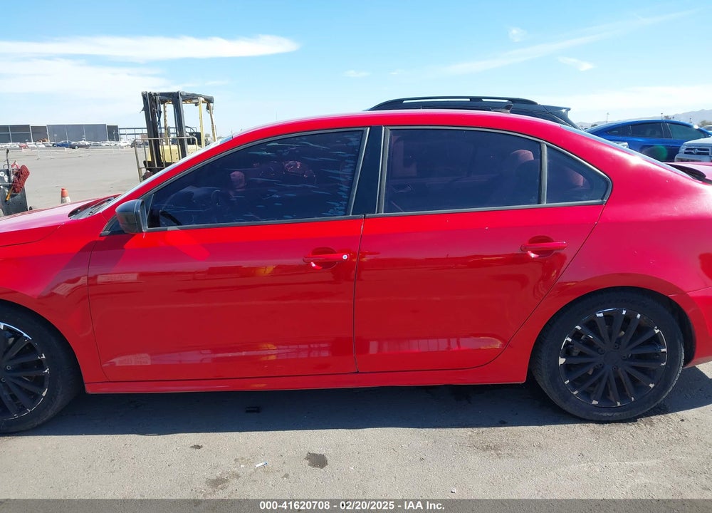 2016 VOLKSWAGEN JETTA VIN: 3VWD17AJ8GM296095