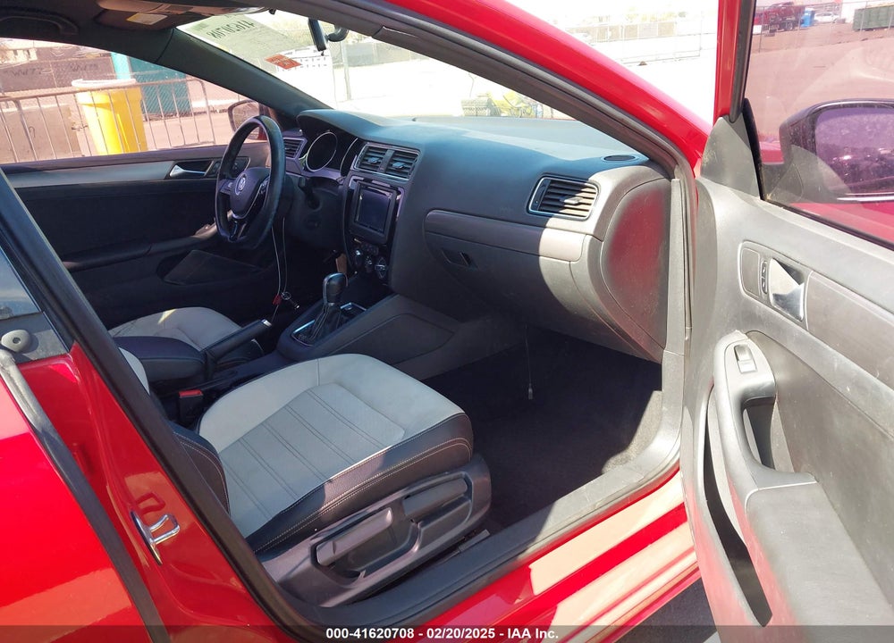 2016 VOLKSWAGEN JETTA VIN: 3VWD17AJ8GM296095