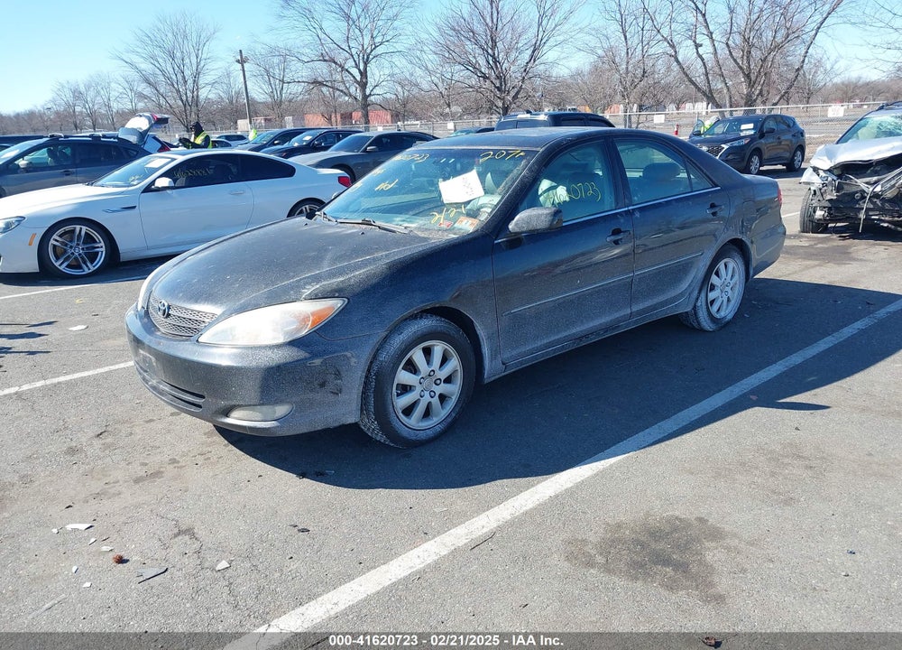 2004 TOYOTA CAMRY XLE VIN: 4T1BE30K74U375388