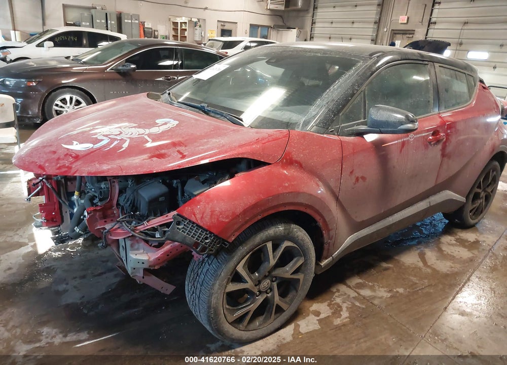 2020 TOYOTA C-HR XLE VIN: NMTKHMBX8LR118591