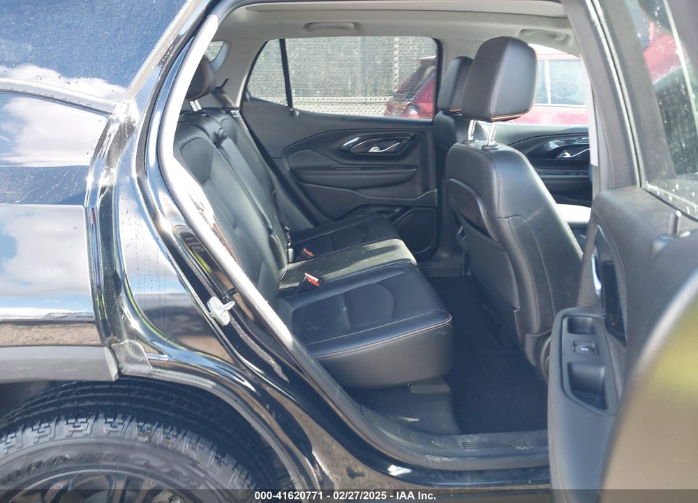 2023 GMC TERRAIN AWD AT4 VIN: 3GKALYEG8PL136118