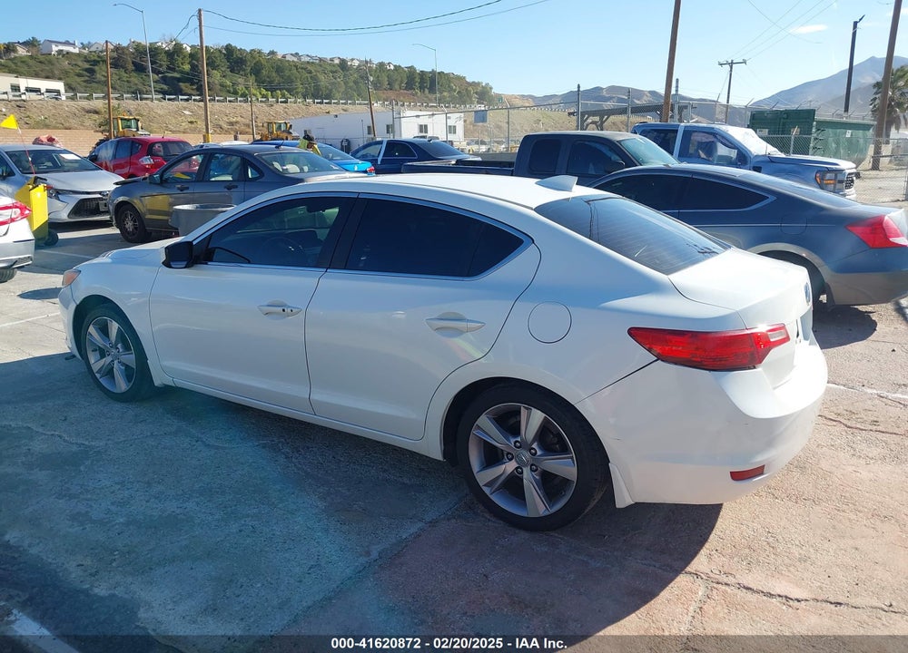 2014 ACURA ILX VIN: 19VDE1F31EE008531