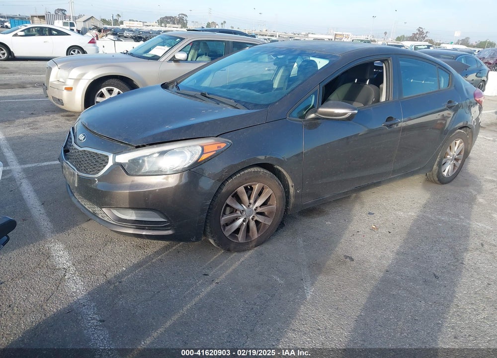 2015 KIA FORTE VIN: KNAFX4A6XF5277831