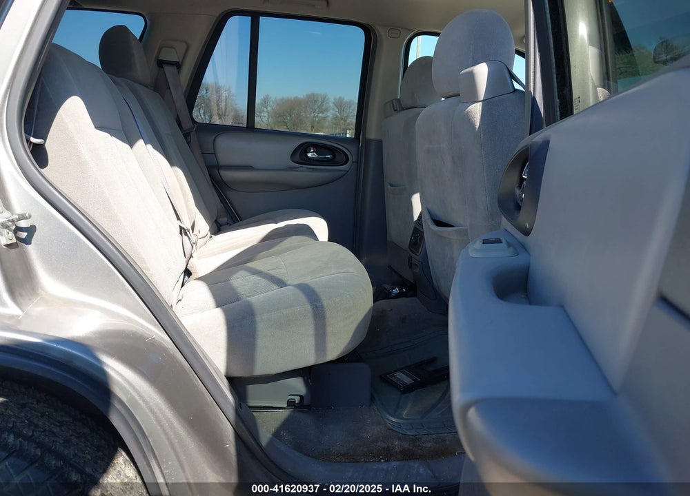 2006 CHEVROLET TRAILBLAZER LS VIN: 1GNDS13S162286010