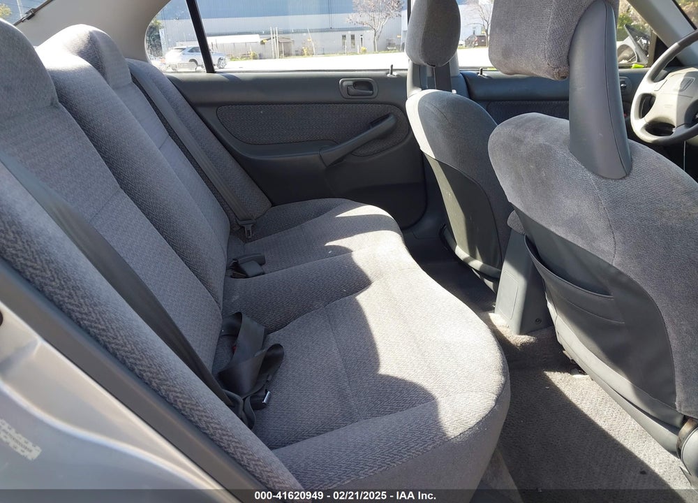 1999 HONDA CIVIC LX VIN: JHMEJ6670XS000958