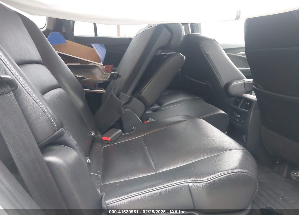 2019 HONDA PILOT EX-L VIN: 5FNYF5H56KB013046