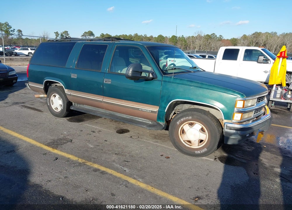 1996 CHEVROLET SUBURBAN K1500 VIN: 3GNFK16R2TG144401