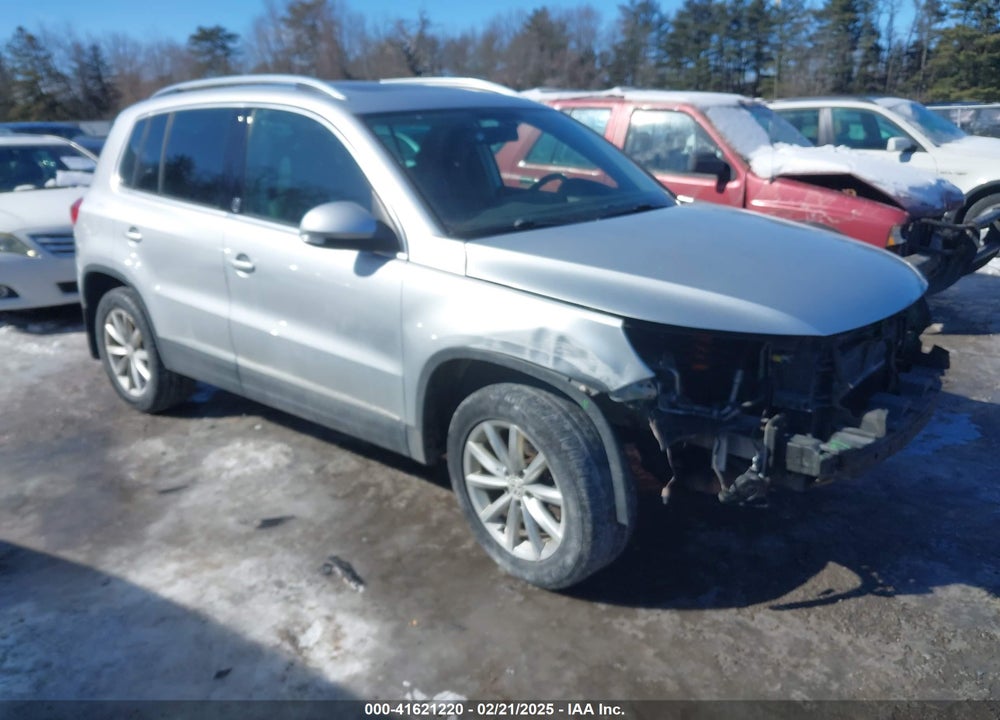 2017 VOLKSWAGEN TIGUAN 2.0T WOLFSBURG EDITION VIN: WVGSV7AX6HK031070