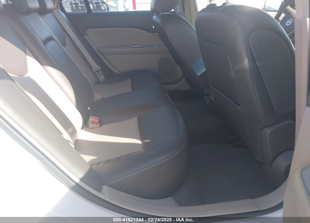 2010 MERCURY MILAN HYBRID VIN: 3MEDM0L36AR661835