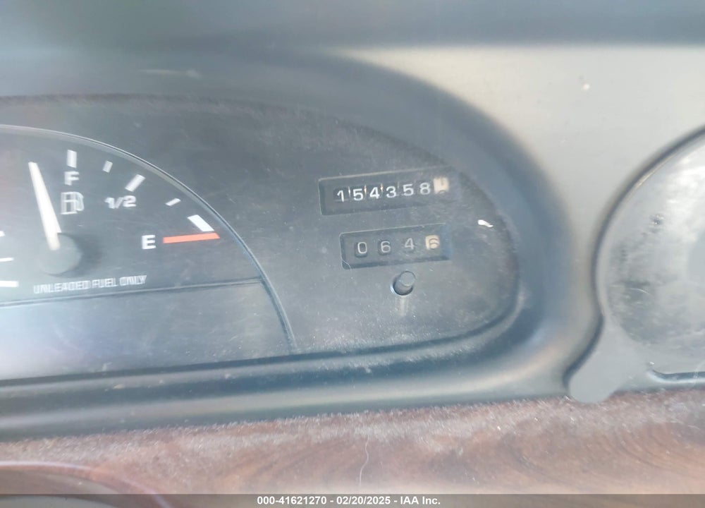 1996 OLDSMOBILE 88 LS VIN: 1G3HN52K4T4805643