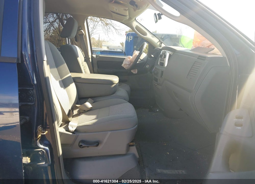 2007 DODGE RAM 1500 VIN: 1D7HU18247J612070