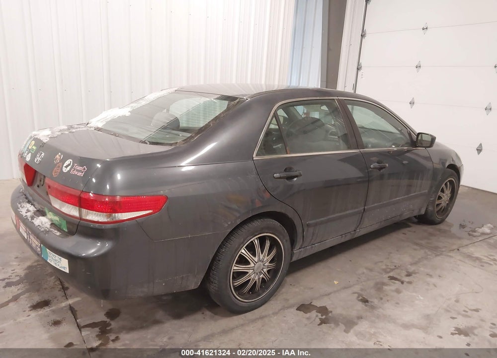 2003 HONDA ACCORD 2.4 EX VIN: 1HGCM56633A043211