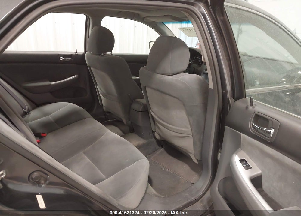 2003 HONDA ACCORD 2.4 EX VIN: 1HGCM56633A043211