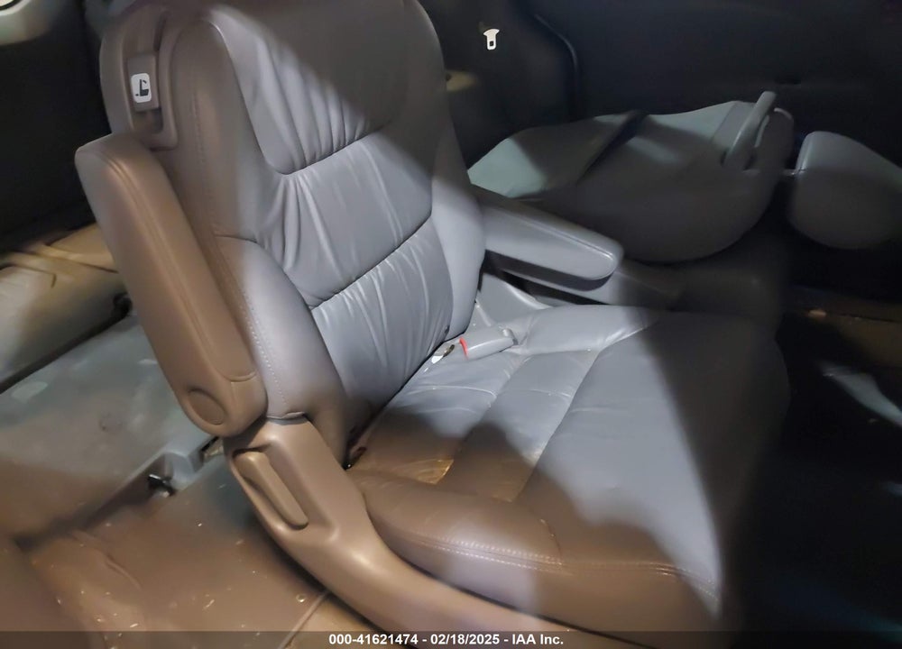 2010 HONDA ODYSSEY EX-L VIN: 5FNRL3H71AB061264