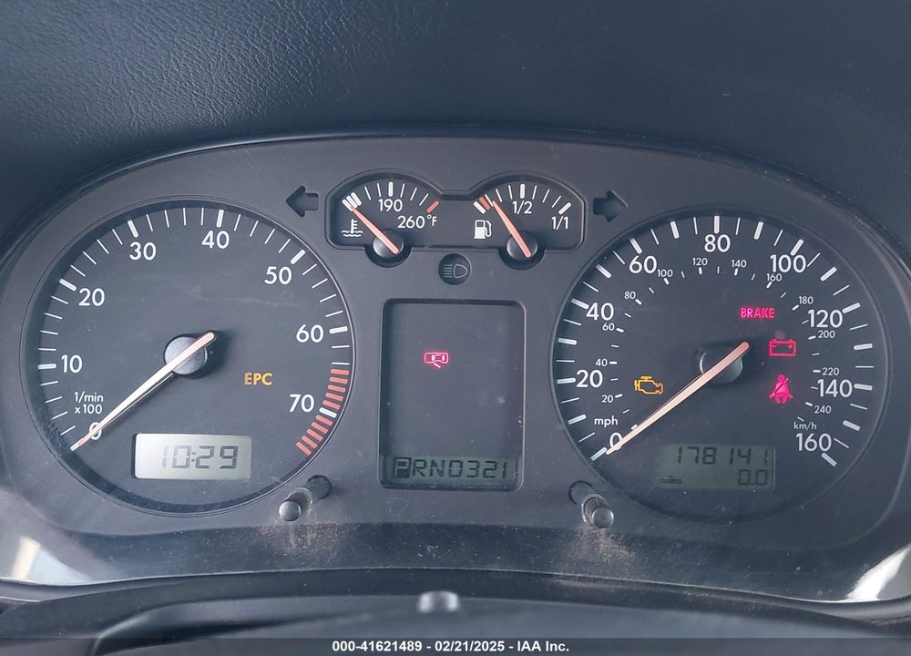 2004 VOLKSWAGEN GOLF GL VIN: 9BWBL61J344037655