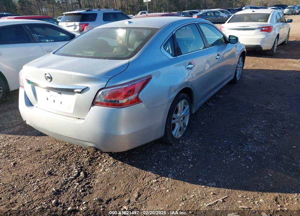 2013 NISSAN ALTIMA VIN: 1N4BL3AP3DN405426