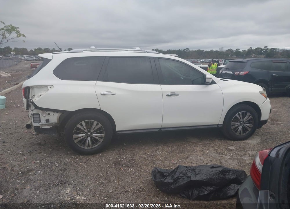 2018 NISSAN PATHFINDER VIN: 5N1DR2MM7JC654523