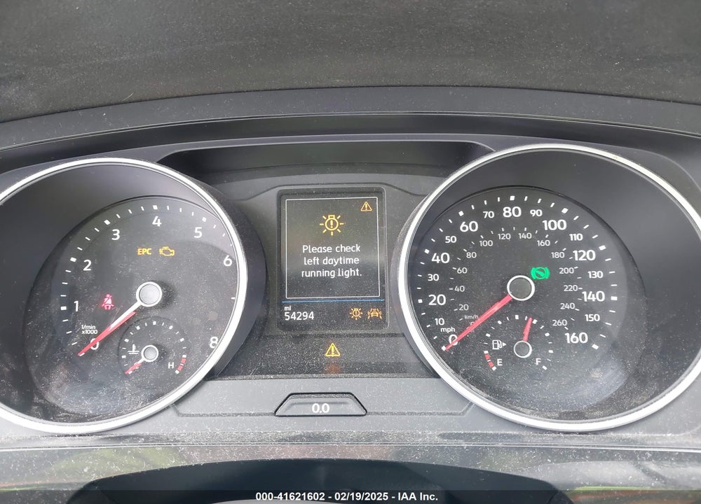 2019 VOLKSWAGEN TIGUAN VIN: 3VV3B7AX2KM063646