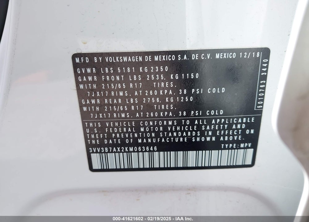 2019 VOLKSWAGEN TIGUAN VIN: 3VV3B7AX2KM063646