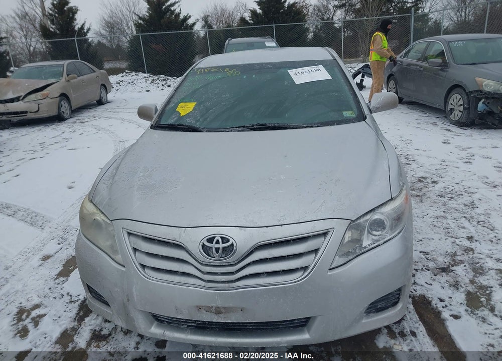 2011 TOYOTA CAMRY LE VIN: 4T1BF3EK4BU727507