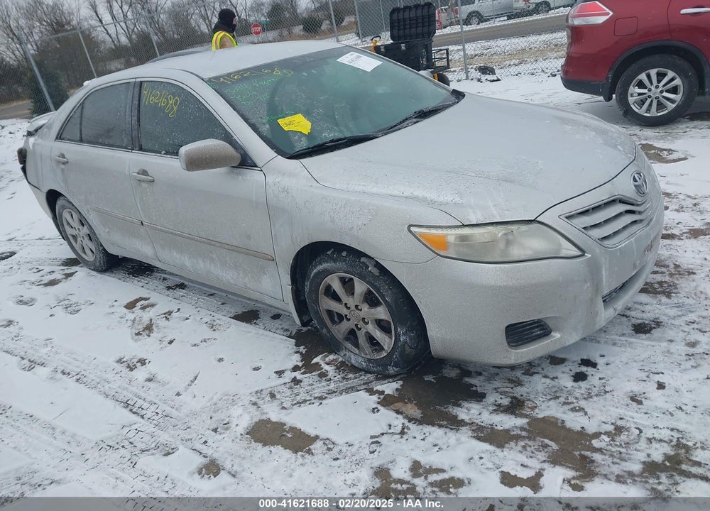 2011 TOYOTA CAMRY LE VIN: 4T1BF3EK4BU727507