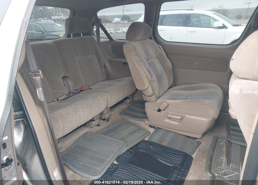 2001 TOYOTA SIENNA LE VIN: 4T3ZF13CX1U346927
