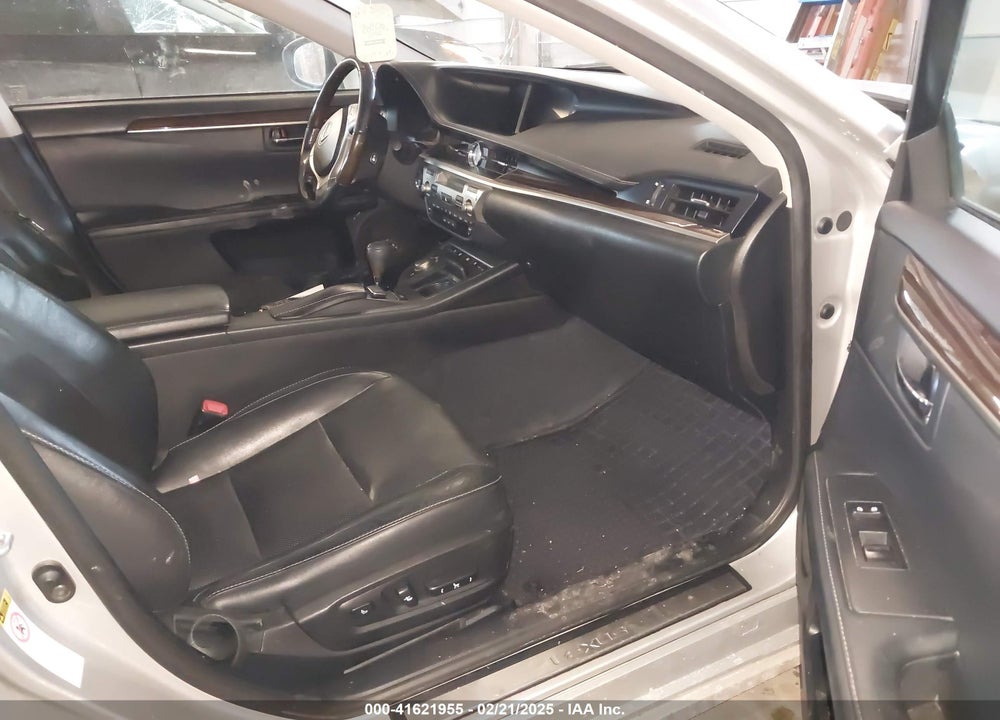 2013 LEXUS ES VIN: JTHBK1GG8D2068700