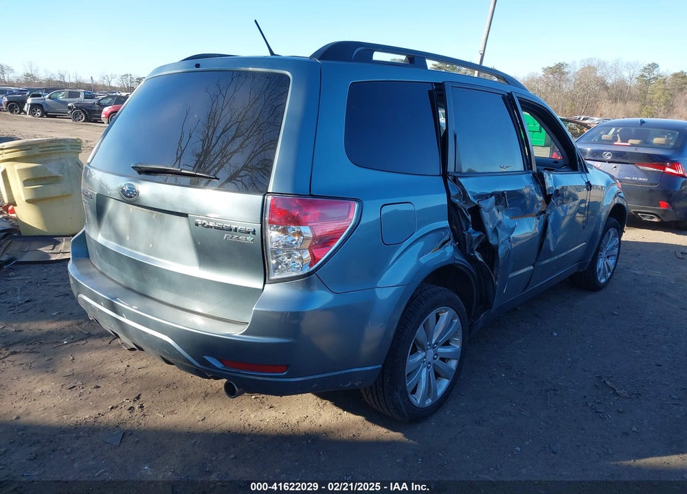2012 SUBARU FORESTER VIN: JF2SHADC8CH425274
