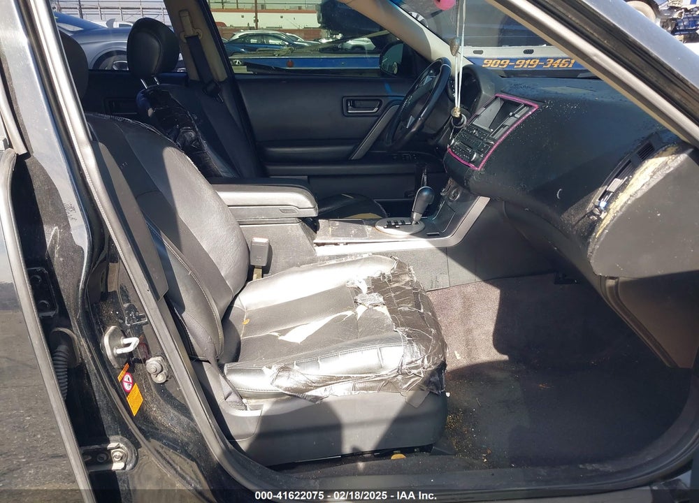 2005 INFINITI FX35 VIN: JNRAS08U75X105221