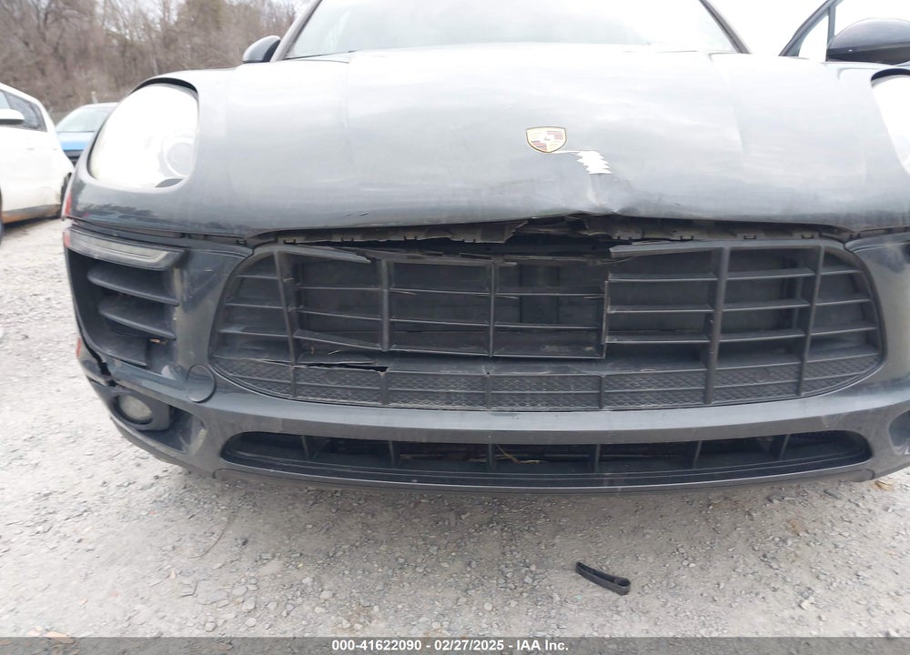 2017 PORSCHE MACAN S VIN: WP1AB2A57HLB11626