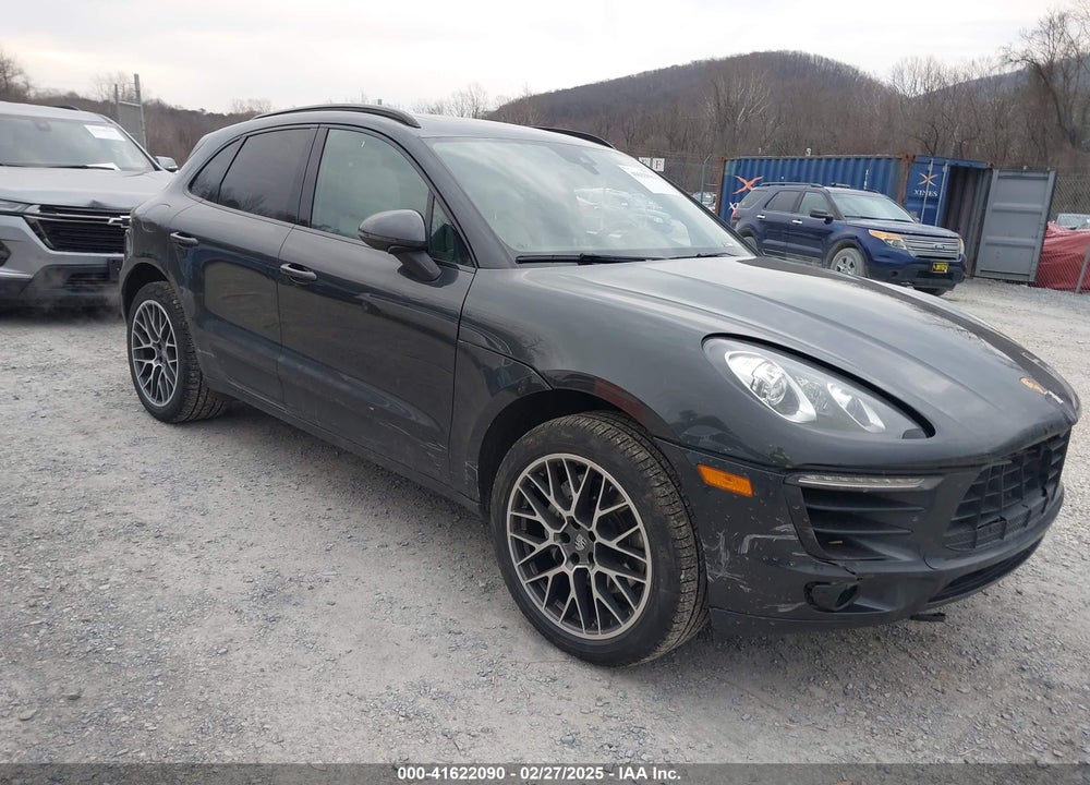 2017 PORSCHE MACAN S VIN: WP1AB2A57HLB11626