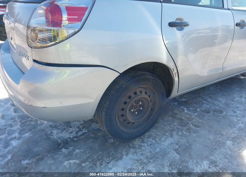 2005 TOYOTA MATRIX VIN: 2T1LR32E95C481277