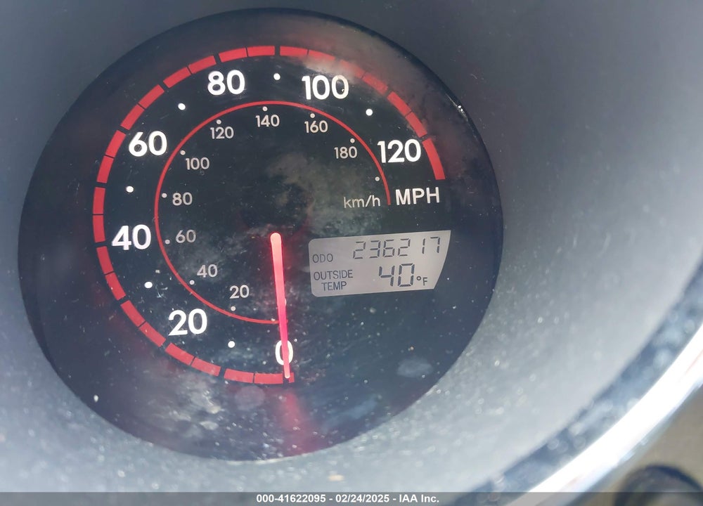 2005 TOYOTA MATRIX VIN: 2T1LR32E95C481277