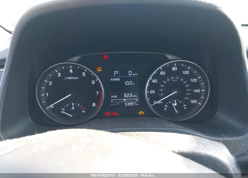 2017 HYUNDAI ELANTRA VIN: 5NPD84LF1HH203883