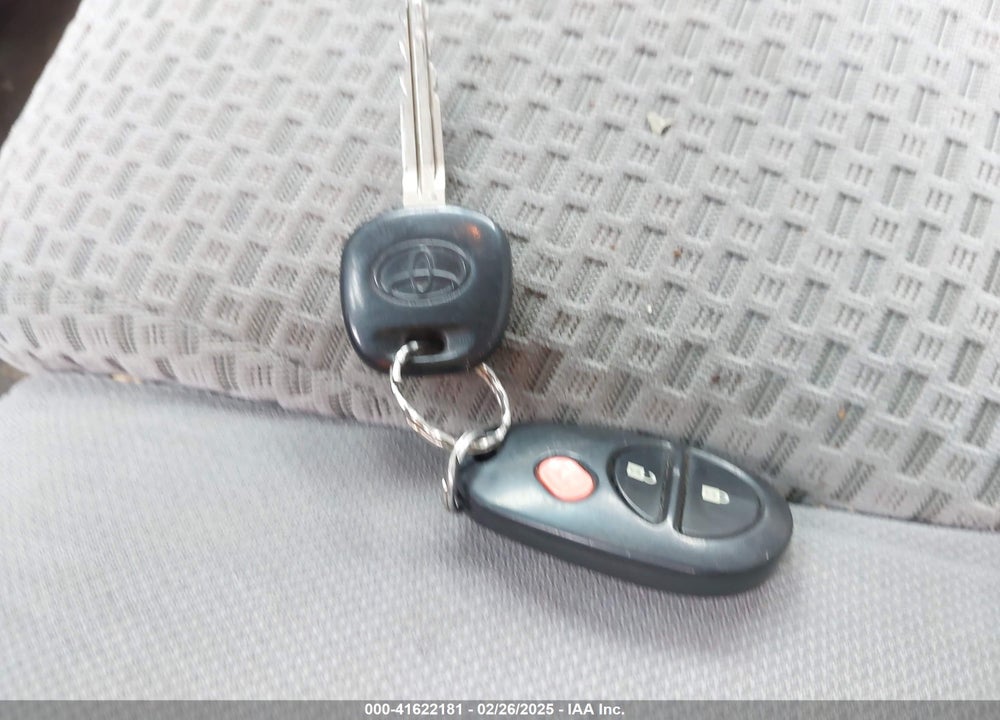 2010 TOYOTA TUNDRA VIN: 5TFUY5F10AX110742