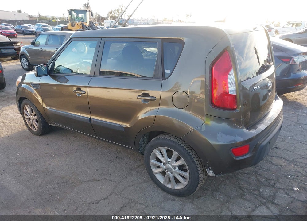 2012 KIA SOUL VIN: KNDJT2A61C7466588