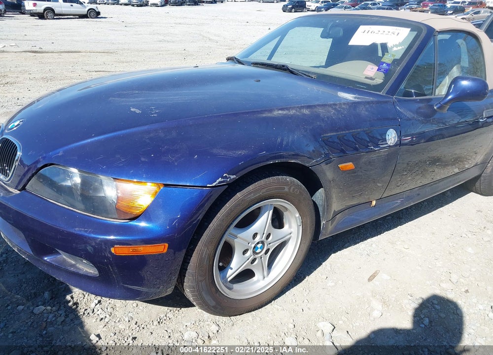 1998 BMW Z3 1.9 VIN: 4USCH7338WLE09565