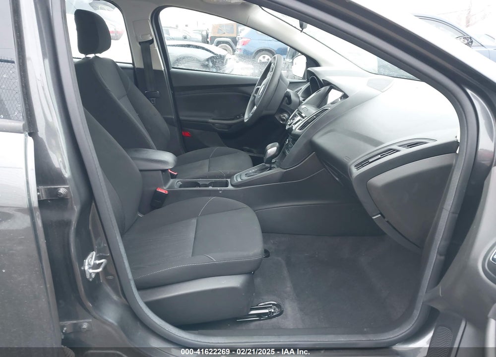 2018 FORD FOCUS VIN: 1FADP3H21JL221889