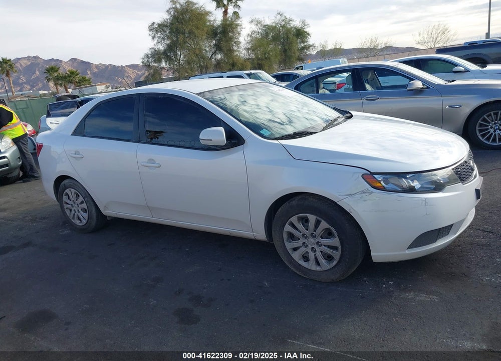 2012 KIA FORTE VIN: KNAFU4A24C5630145