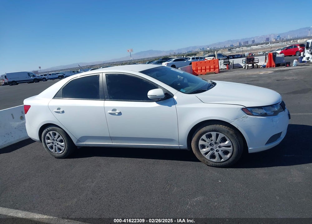 2012 KIA FORTE VIN: KNAFU4A24C5630145