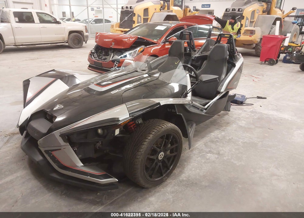 2017 POLARIS SLINGSHOT SLR VIN: 57XAARFA1H8120416