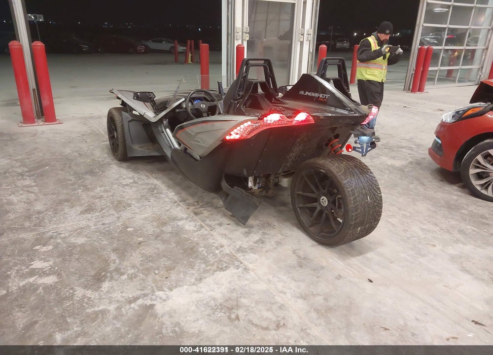 2017 POLARIS SLINGSHOT SLR VIN: 57XAARFA1H8120416