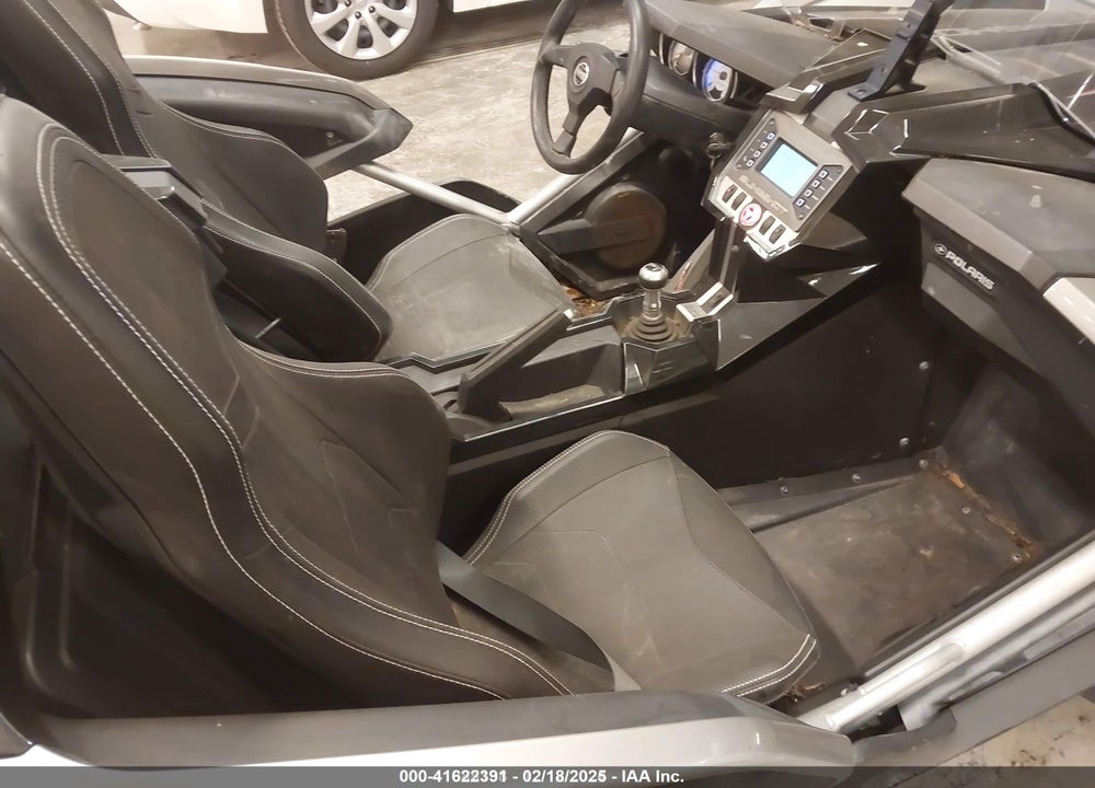 2017 POLARIS SLINGSHOT SLR VIN: 57XAARFA1H8120416