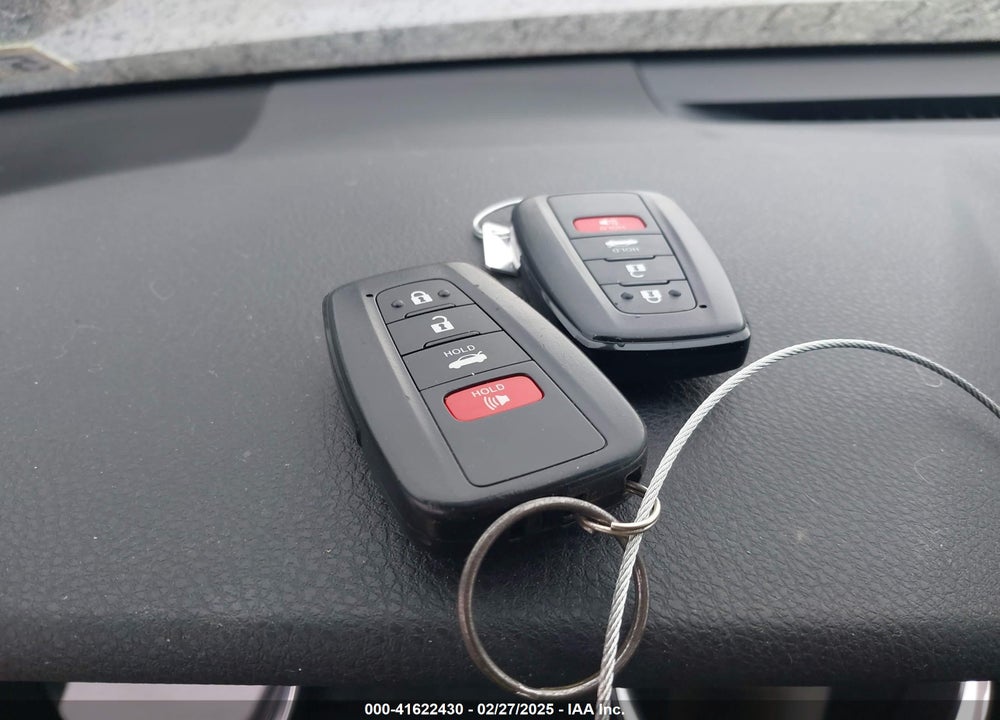 2018 TOYOTA CAMRY VIN: 4T1B11HK9JU624922